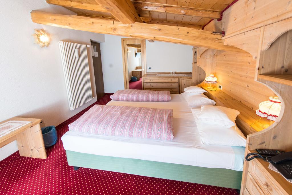 מדונה די קמפיליו Hotel Garni Norma מראה חיצוני תמונה