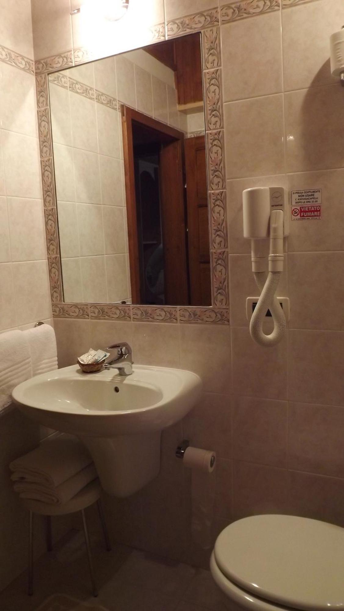מדונה די קמפיליו Hotel Garni Norma מראה חיצוני תמונה