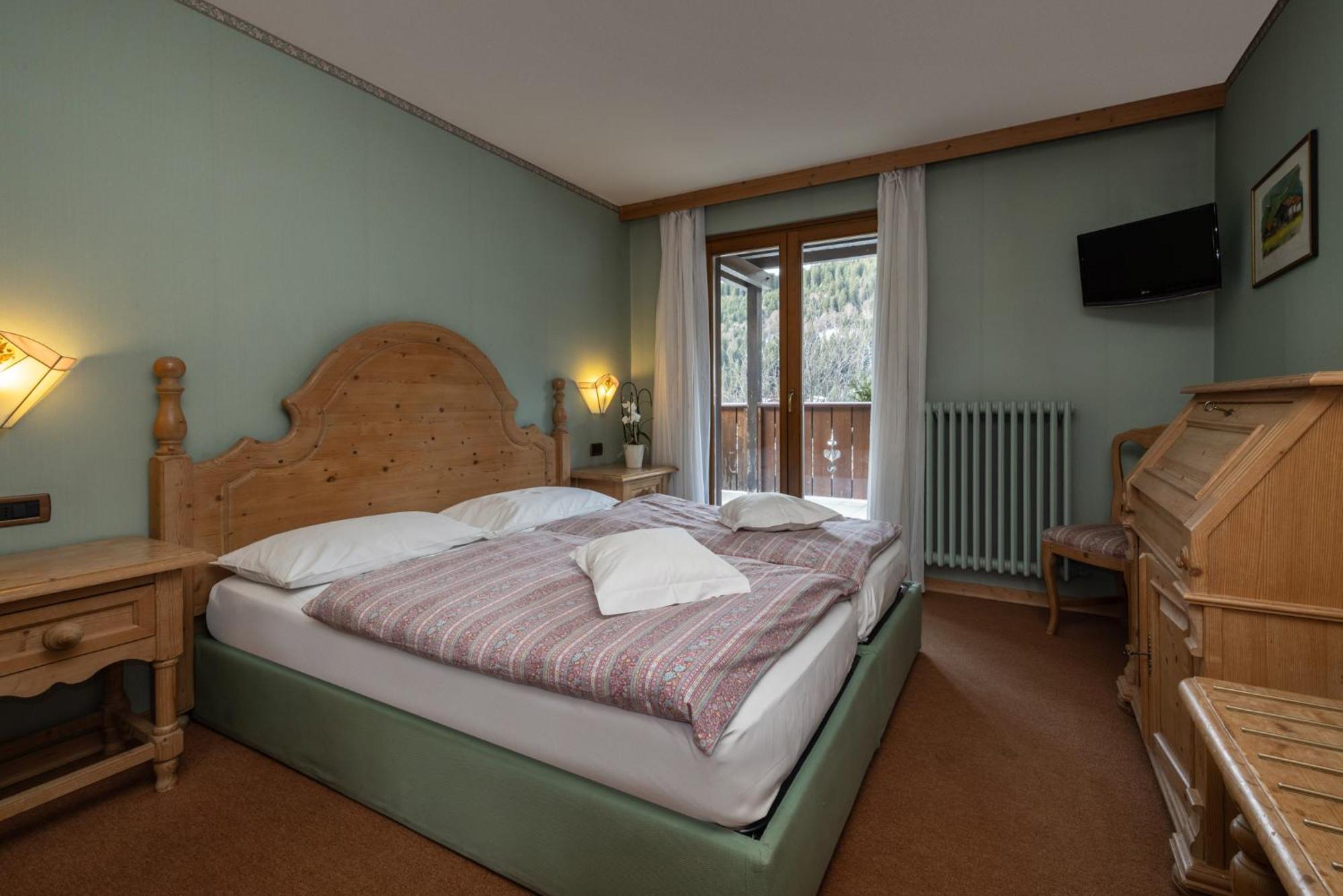 מדונה די קמפיליו Hotel Garni Norma מראה חיצוני תמונה